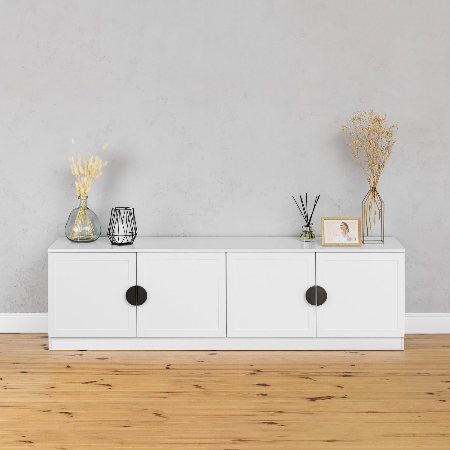 BUCHAREST TV UNIT- WHITE - HAMPTONS - HALF MOON BLACK