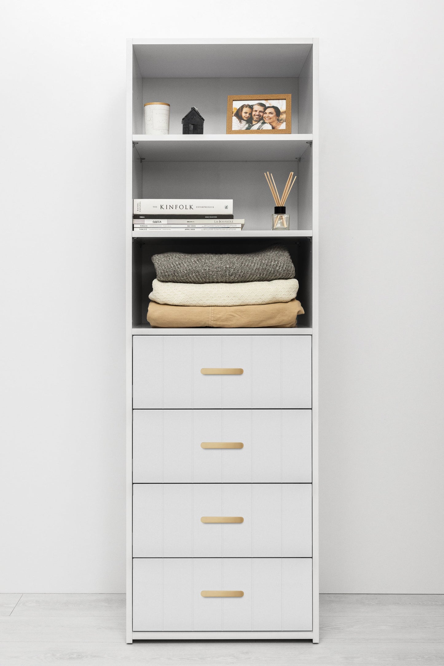 GENEVA 3 SHELF 4 DRAWER BUILT IN WARDROBE - WHITE - VJ PANEL - OVAL BRASS