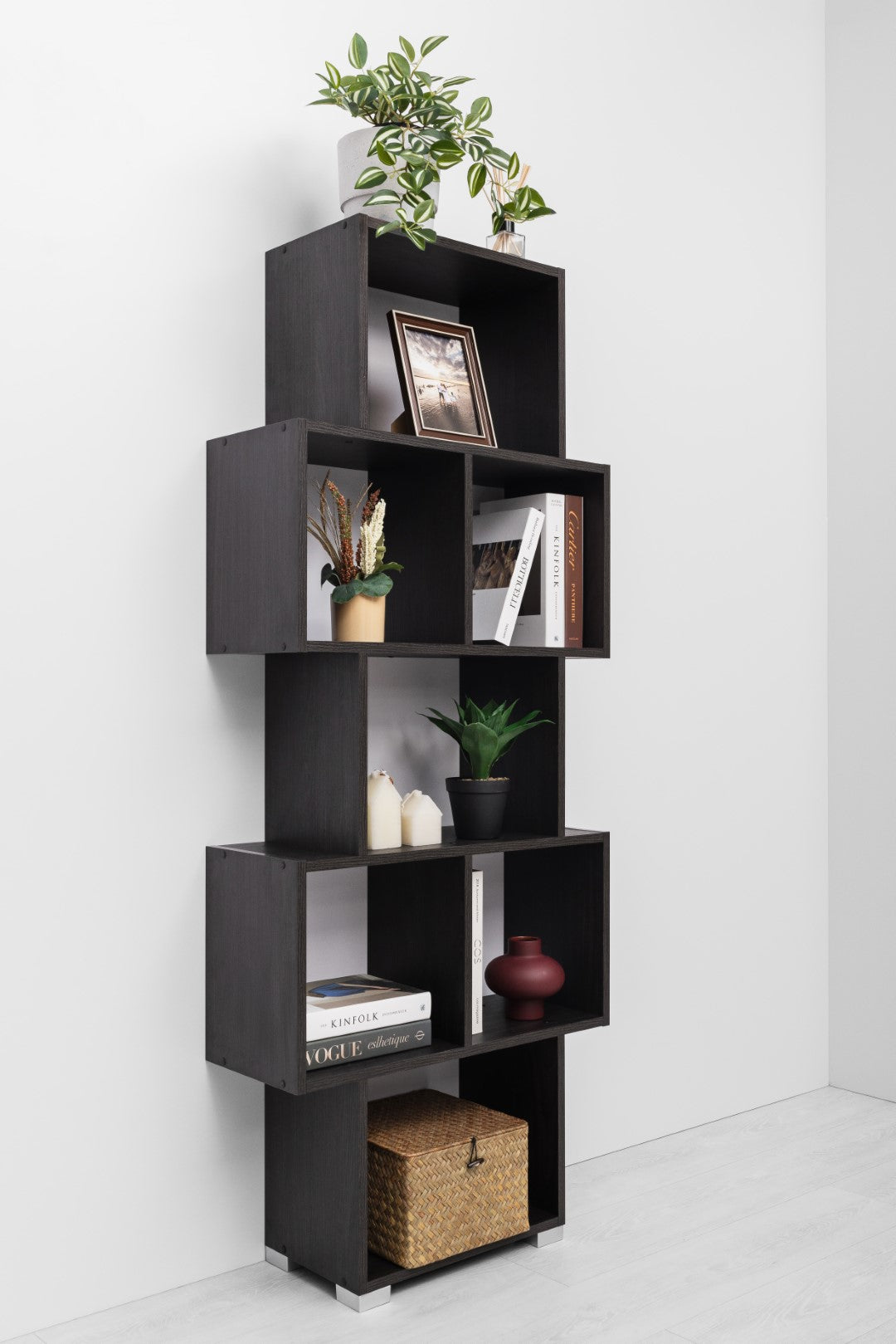 Lisbon Display Shelf