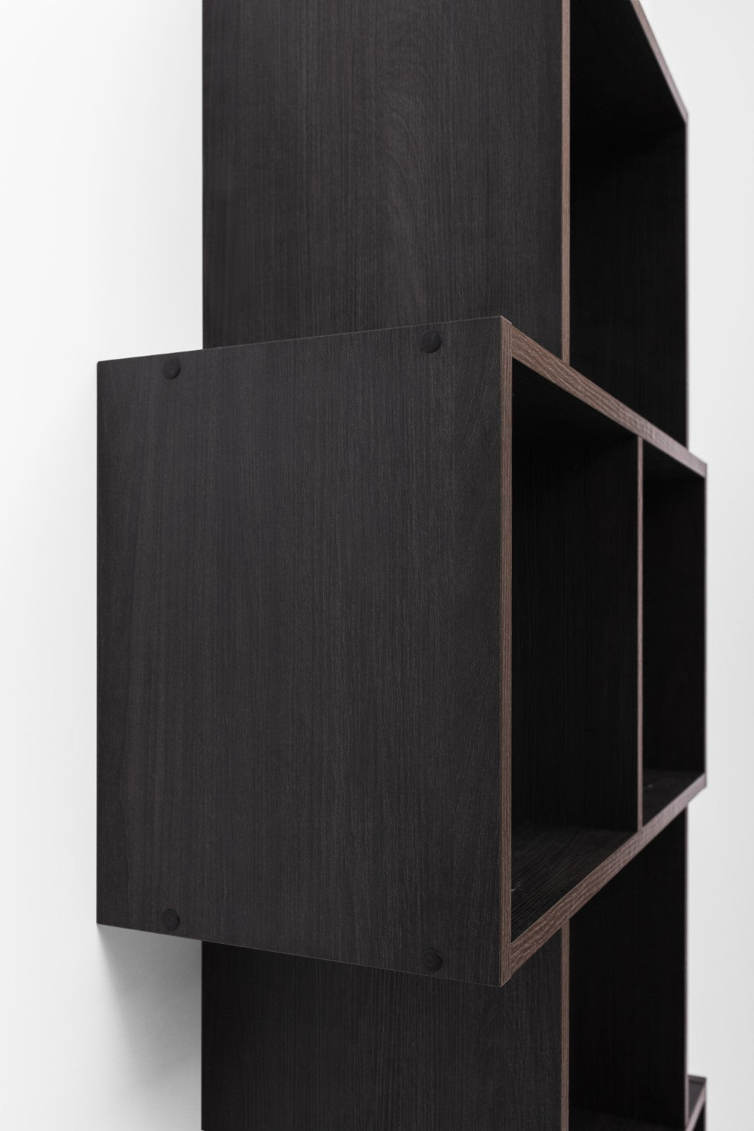 Lisbon Display Shelf