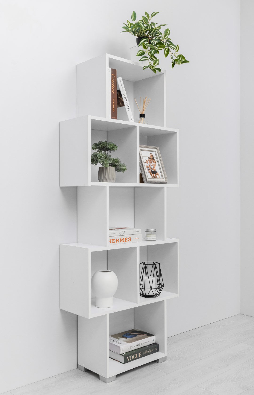 Lisbon Display Shelf