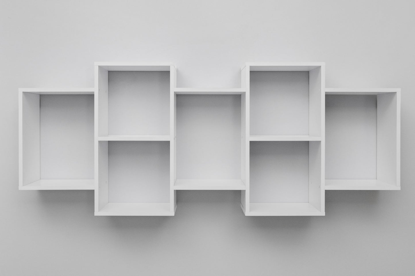 Lisbon Display Shelf